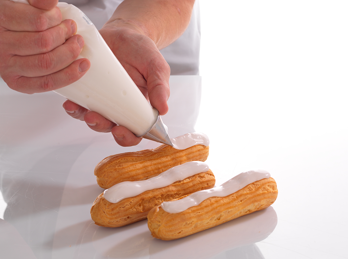 dressage fondant manipulation artisan.