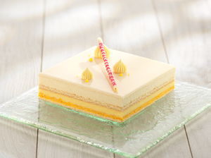 mousse citron onctueux main.